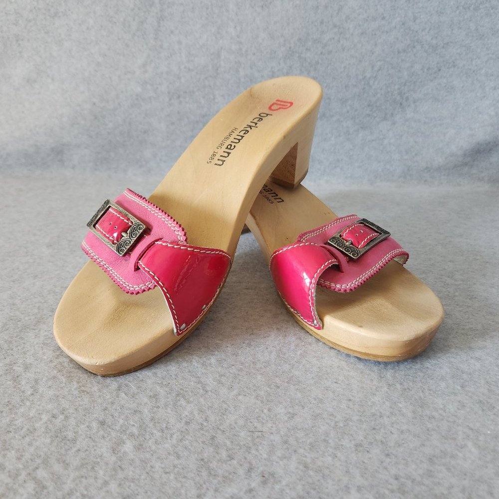 Berkemann Hamburg Germany Wooden Leather Sandals 2.5" Heel Buckle Pink